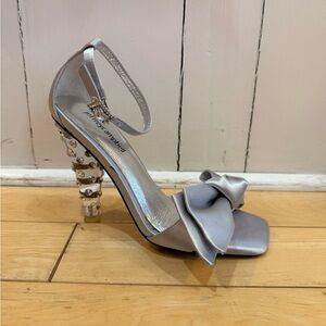 Jeffrey Campbell Queening Silver Bow Heels
